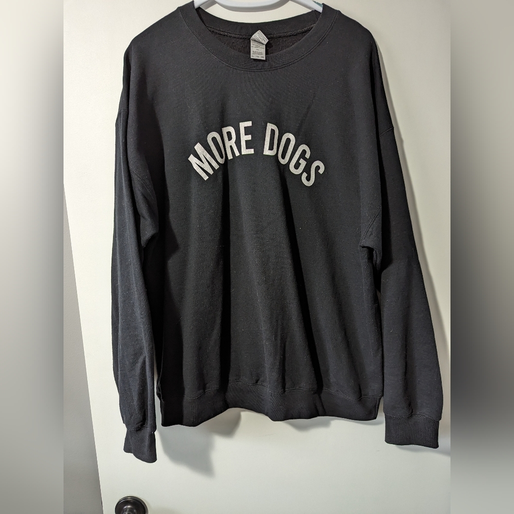 MORE DOGS - black crew neck